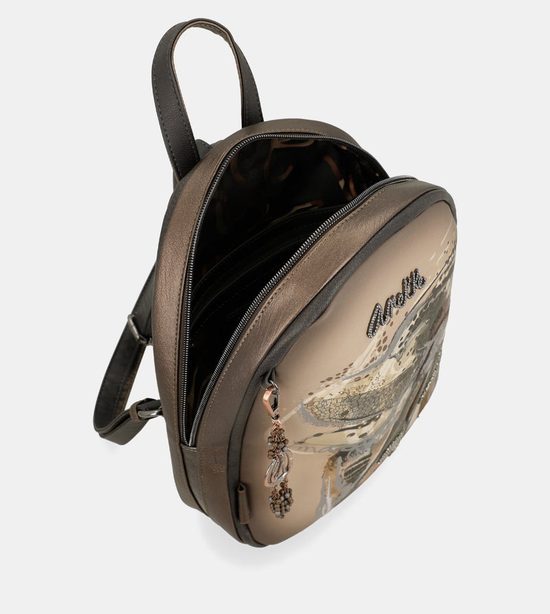 Wings backpack for leisure use