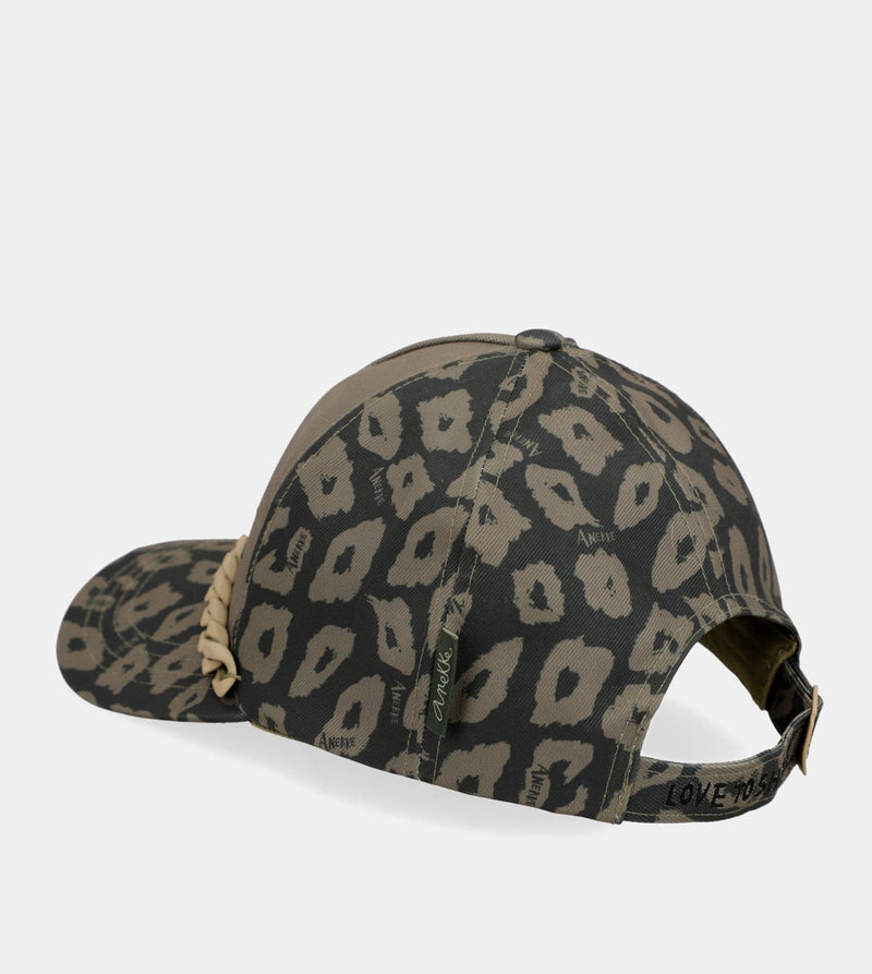 Women's leopard hat
